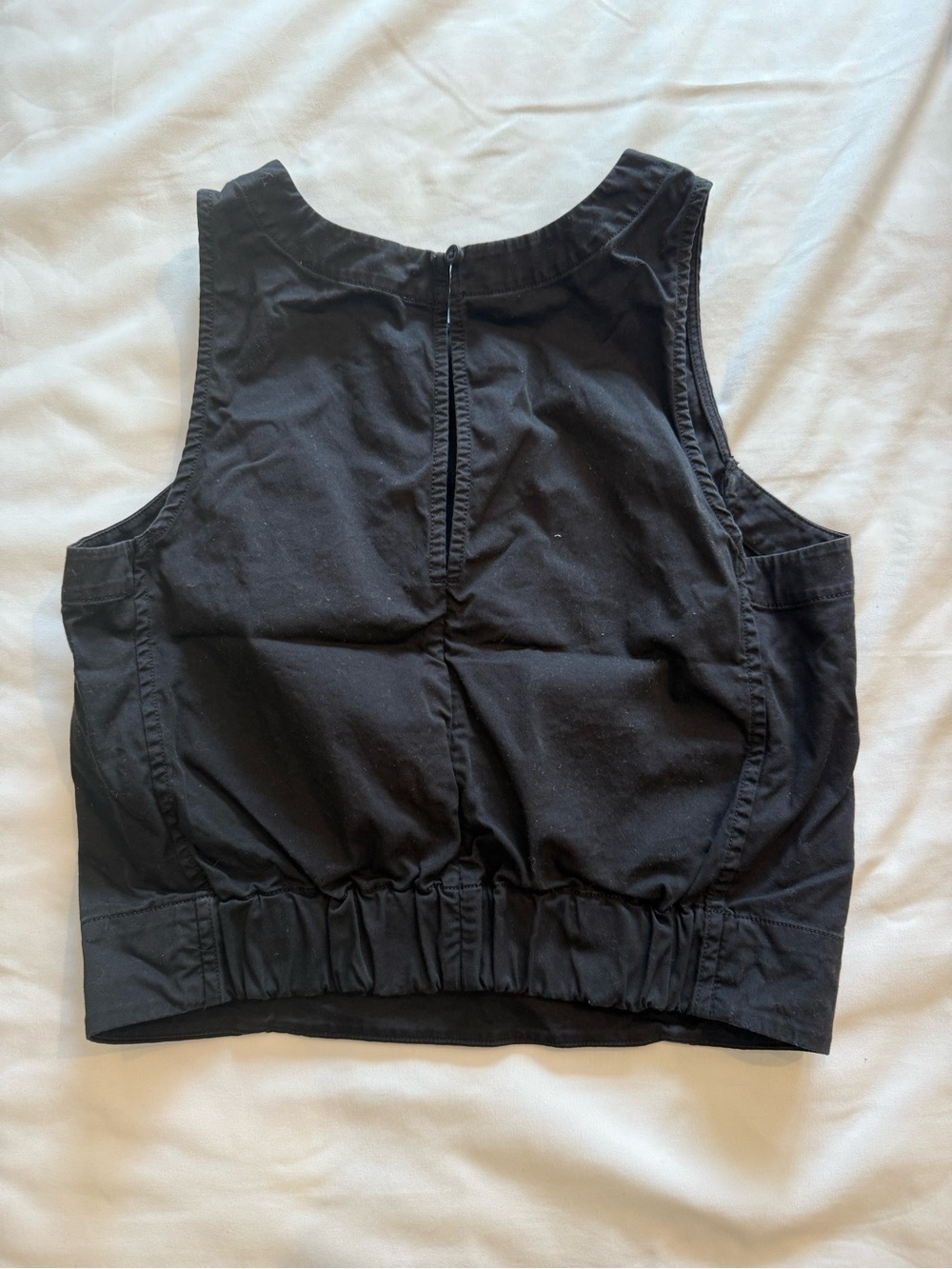 Everlane Black Cropped Sleeveless Top - Picture 2 of 3